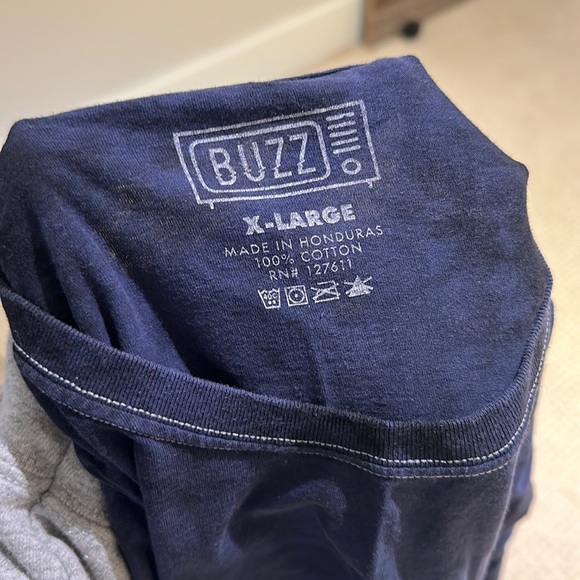 Buzz Men’s Long Sleeve - Picture 4 of 4